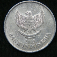 100 рупий 2003 год Индонезия