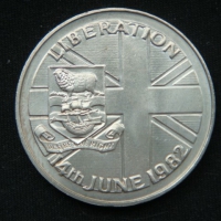 50 пенсов 1982 год Фолклендские острова  Освобождение - 14 июня 1982