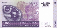 1000 ариари 2004 года Мадагаскар